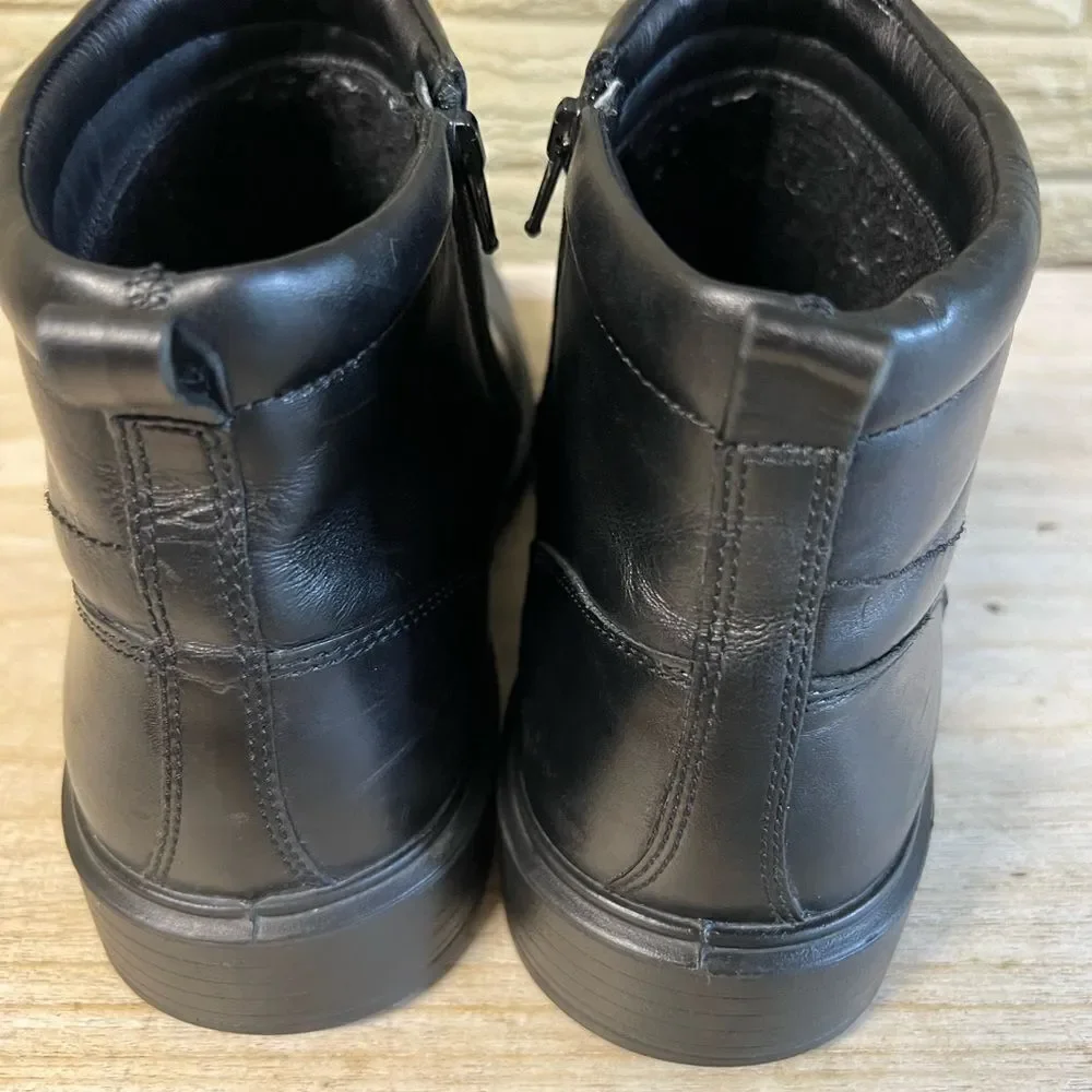 Ecco leather wool lined boots size 46